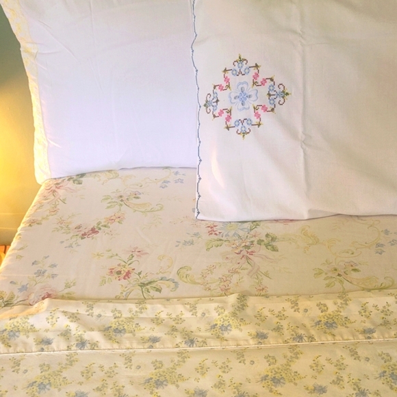 VINTAGE Full/Double Size 5pc Bedding Curation - Picture 3 of 13